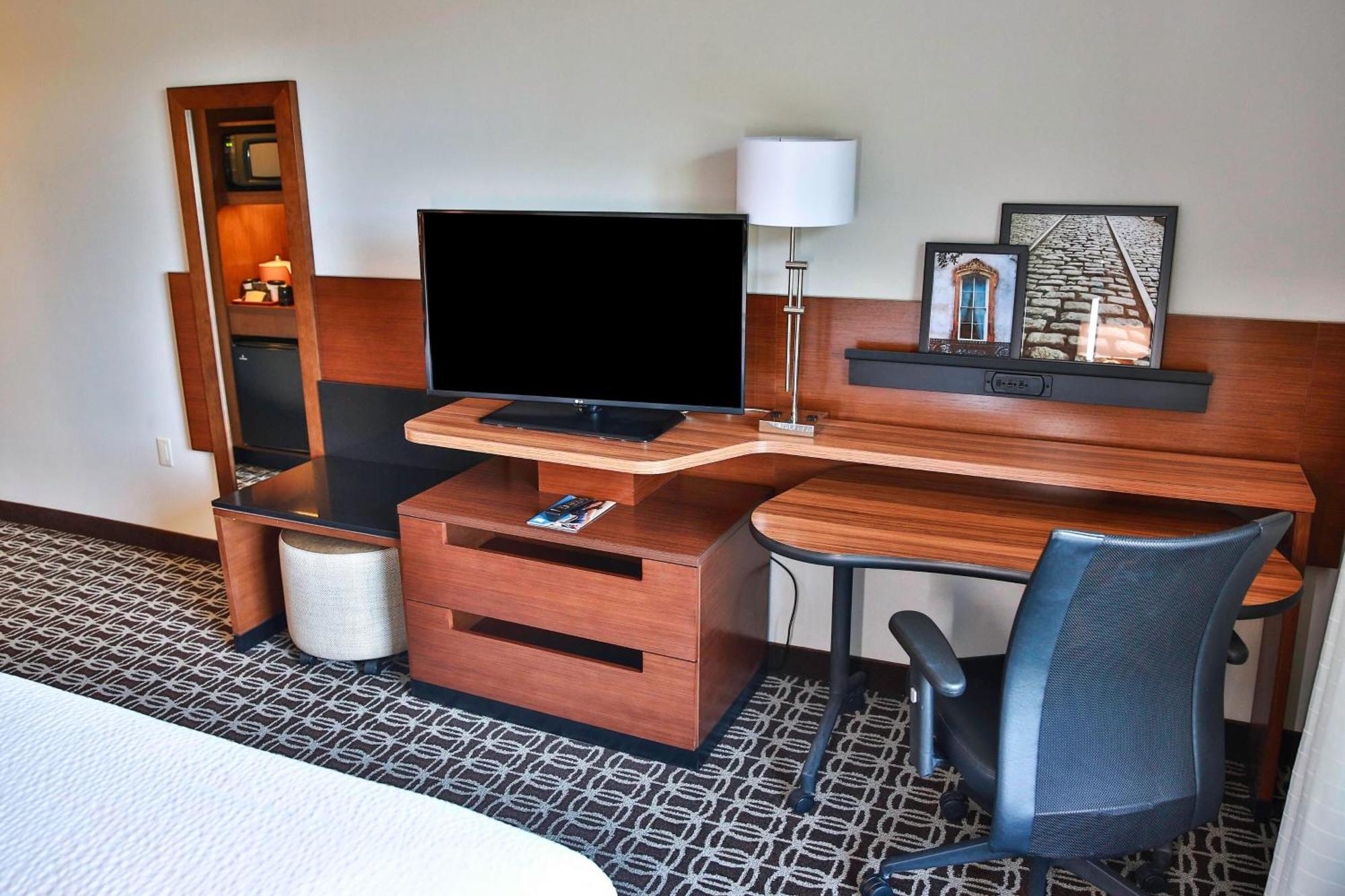Fairfield Inn & Suites By Marriott Savannah Midtown Zewnętrze zdjęcie